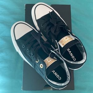 Brand new black and white converse